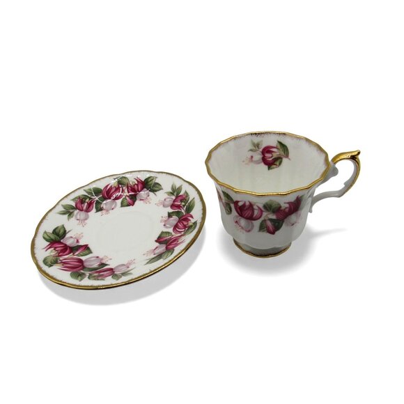 STAFFORDSHIRE Fuchsia July Flower Teacup & Saucer Set England Vintage - Picture 6 of 11